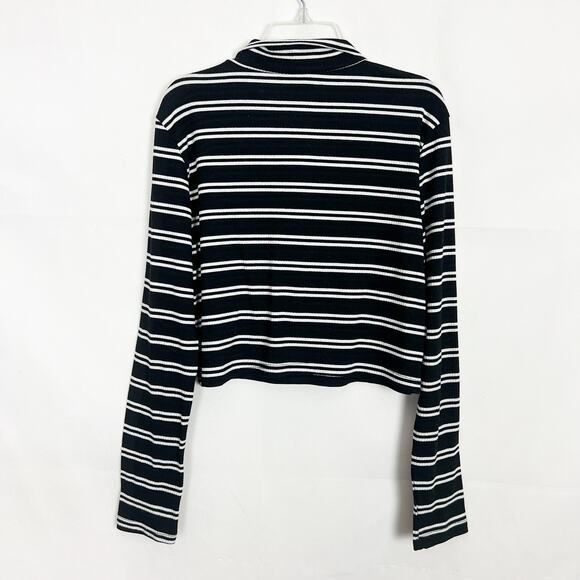 Women's Pullover Cropped Striped Top Size Small - Picture 4 of 8